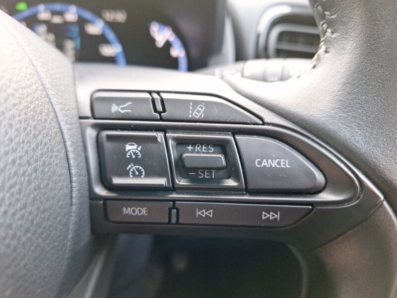 Used Toyota Yaris Cross 2022 for sale - 76860726: Photo 18