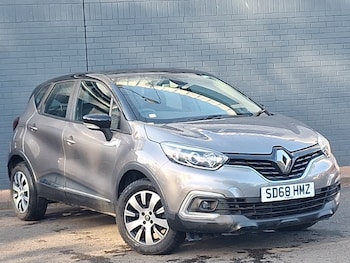 Used Renault Captur 2018 for sale - 78559344: Photo