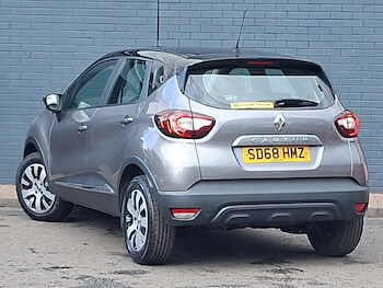 Used Renault Captur 2018 for sale - 78559344: Photo