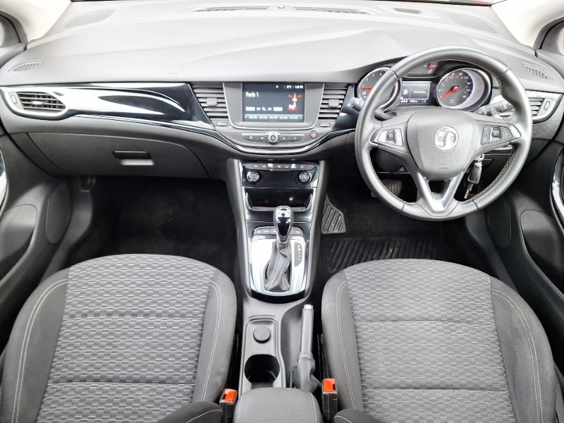 Used Vauxhall Astra 2017 for sale - 77644238: Photo 2