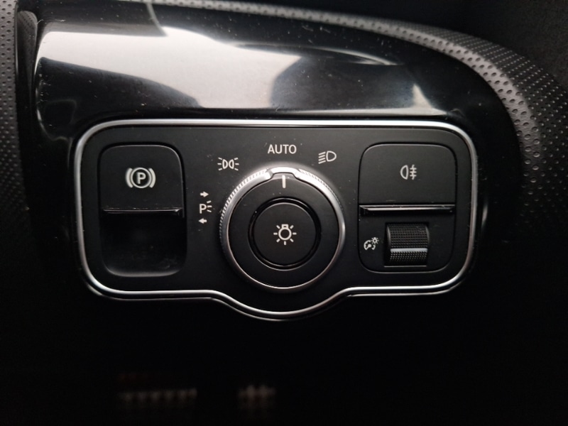 Used Mercedes-Benz A-Class 2019 for sale - 77605779: Photo 14