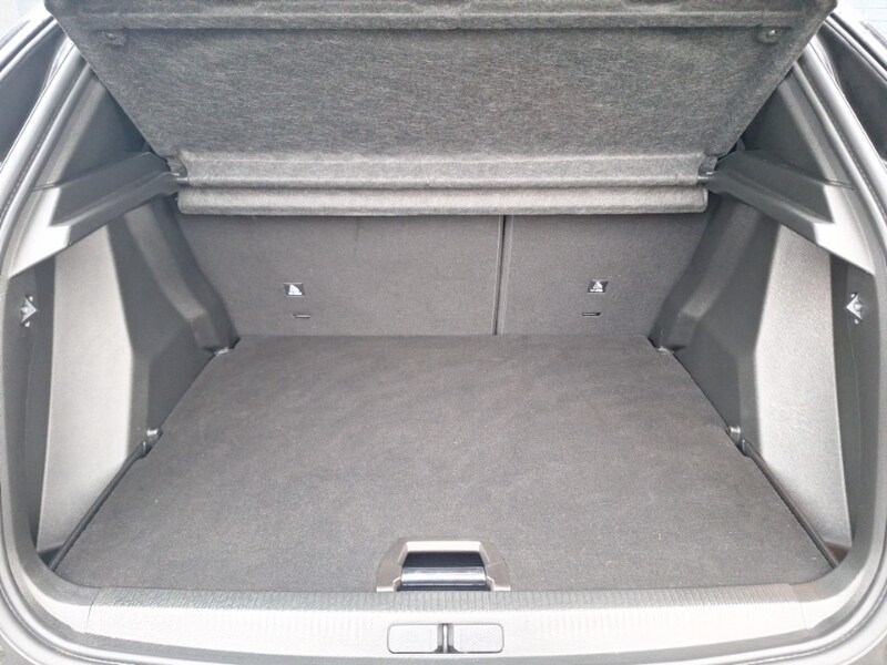 Used Peugeot 2008 2024 for sale - 77536446: Photo 8