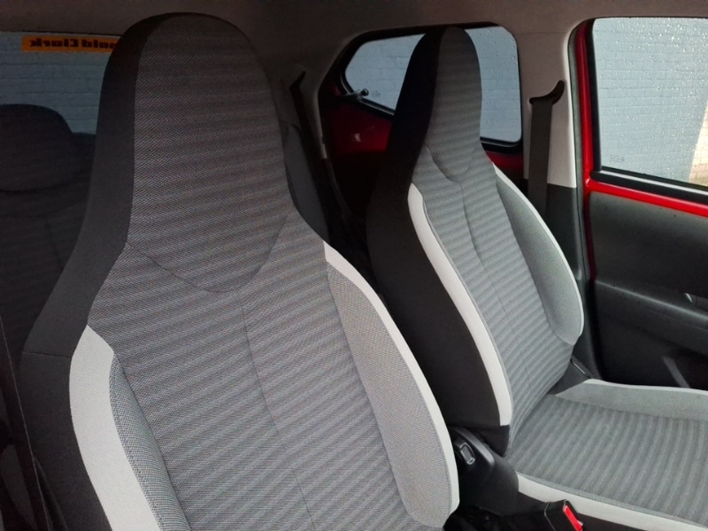 Used Toyota AYGO 2019 for sale - 76983526: Photo 13