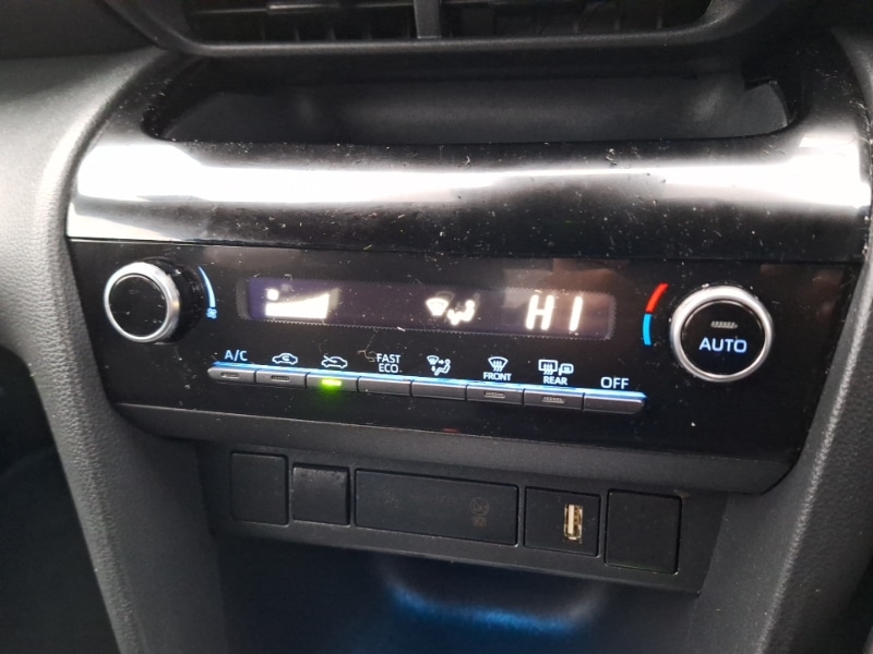 Used Toyota Yaris Cross 2022 for sale - 76656660: Photo 11