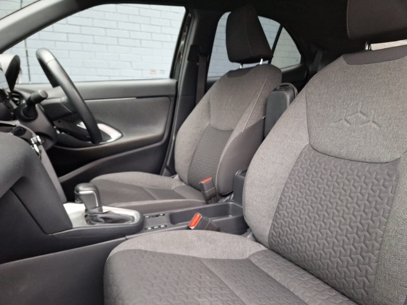 Used Toyota Yaris Cross 2022 for sale - 76656660: Photo 5