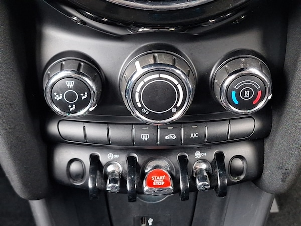 Used MINI Hatch 2019 for sale - 76187879: Photo 11