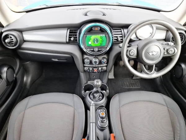 Used MINI Hatch 2019 for sale - 76187879: Photo 2