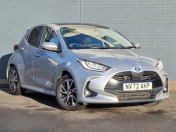 Used Toyota Yaris 2023 for sale - 78224983: Photo