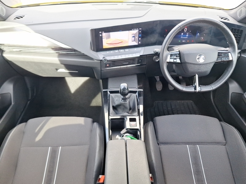 Used Vauxhall Astra 2024 for sale - 78023116: Photo 2