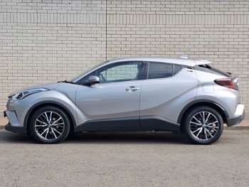 Used Toyota C-HR 2018 for sale - 74579104: Photo