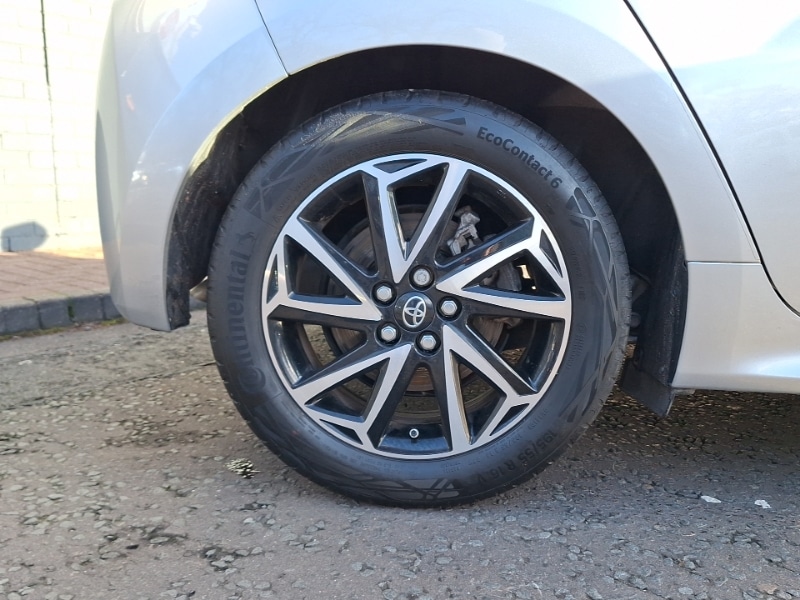 Used Toyota Yaris 2023 for sale - 77168935: Photo 12