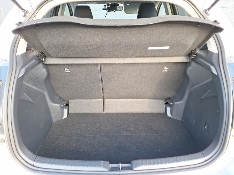 Used Toyota Yaris 2023 for sale - 77168935: Photo 8