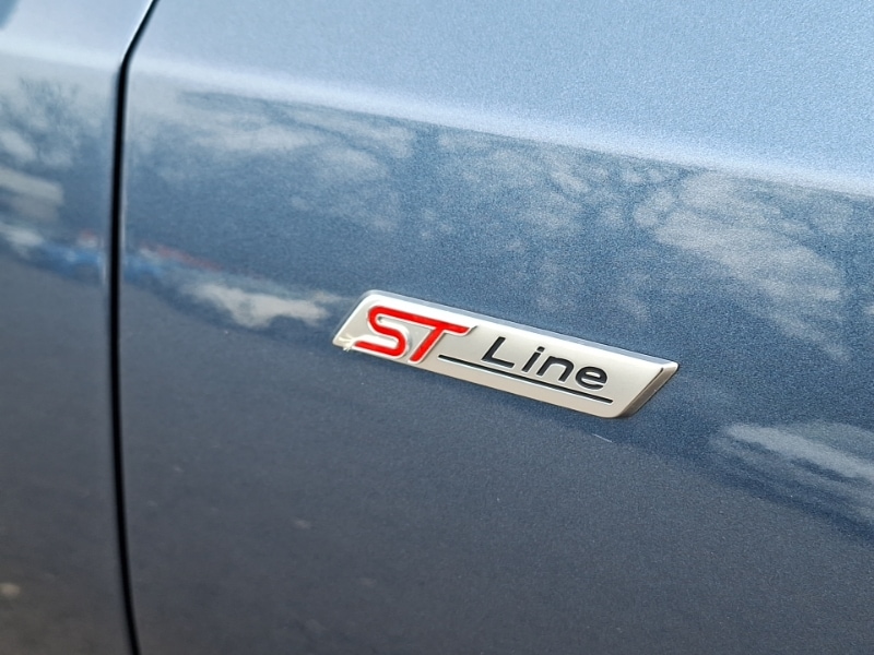 Used Ford Focus 2023 for sale - 78032638: Photo 12