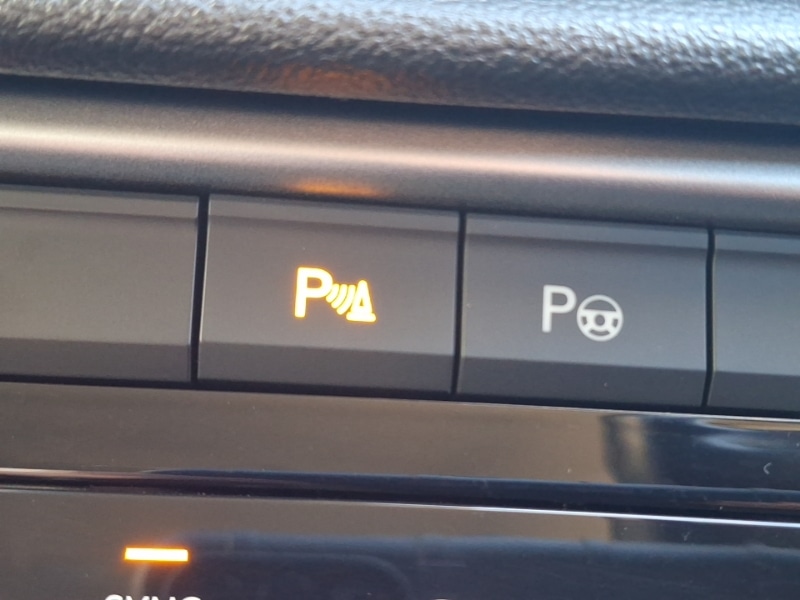 Used Volkswagen T-Roc 2022 for sale - 76687612: Photo 17