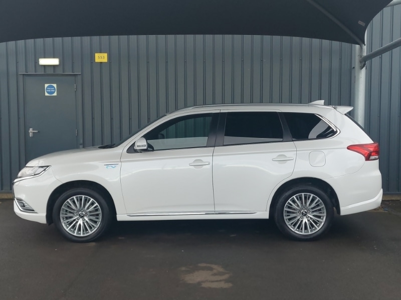 Used Mitsubishi Outlander 2018 for sale - 77800024: Photo 4