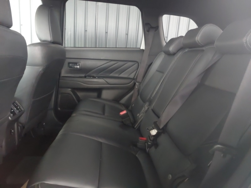 Used Mitsubishi Outlander 2018 for sale - 77800024: Photo 6