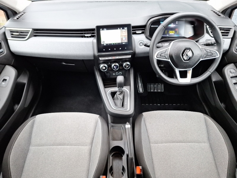 Used Renault Clio 2024 for sale - 76683423: Photo 2