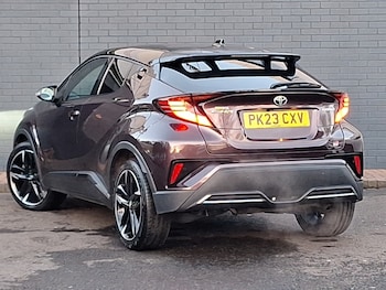 Used Toyota C-HR 2023 for sale - 79473653: Photo