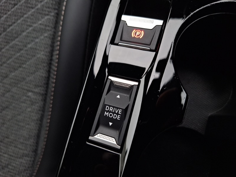 Used Peugeot 2008 2024 for sale - 77558885: Photo 18