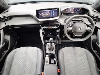 Used Peugeot 2008 2024 for sale - 77558885: Photo