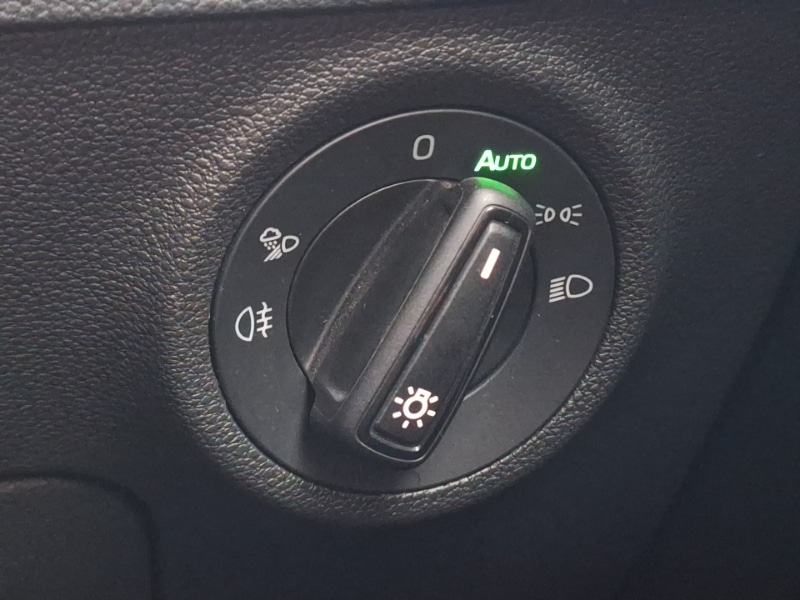 Used Skoda Karoq 2024 for sale - 76301739: Photo 15