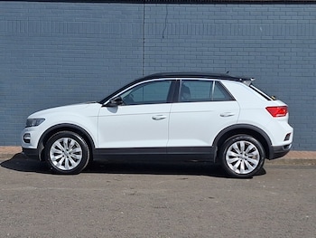 Used Volkswagen T-Roc 2018 for sale - 78151297: Photo