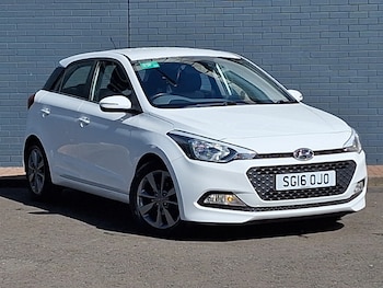 Used Hyundai i20 2016 for sale - 75882733: Photo