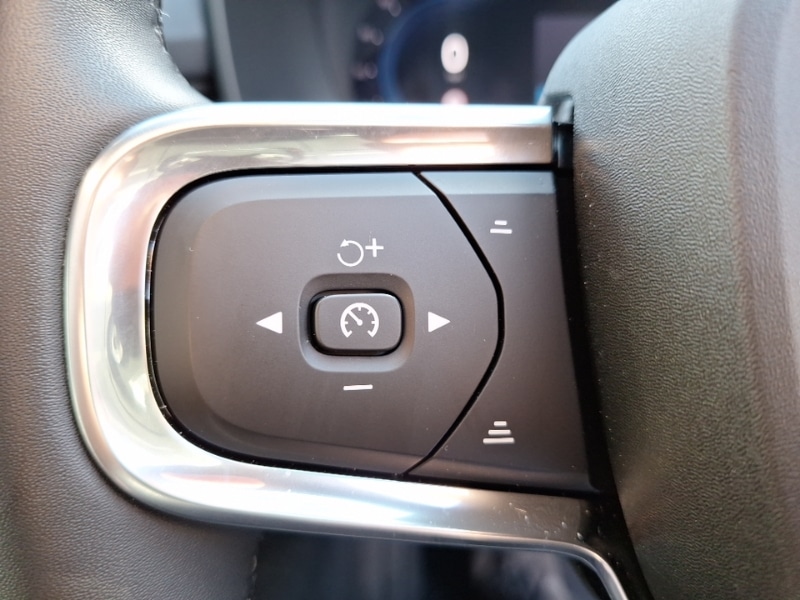 Used Volvo XC40 2024 for sale - 76225732: Photo 17