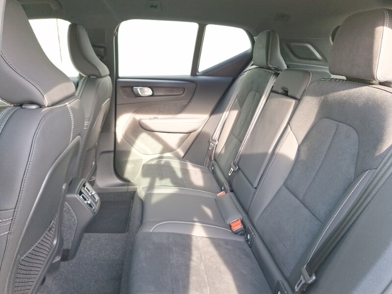 Used Volvo XC40 2024 for sale - 76225732: Photo 6