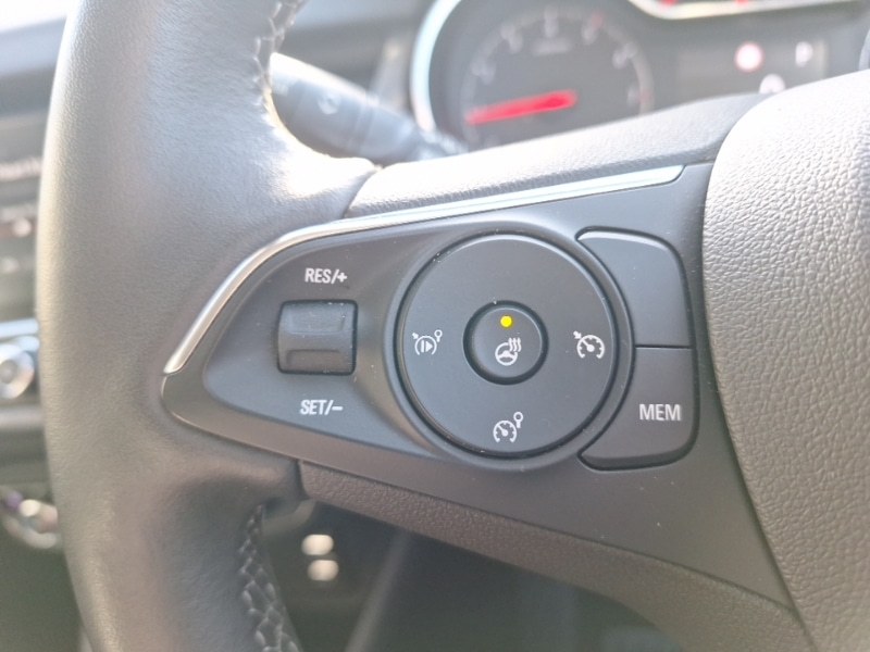 Used Vauxhall Crossland 2022 for sale - 76963928: Photo 14