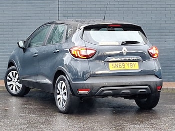 Used Renault Captur 2019 for sale - 77206077: Photo