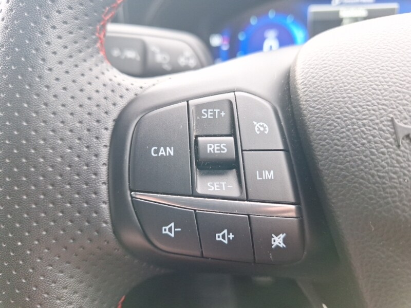 Used Ford Focus 2023 for sale - 77717110: Photo 16