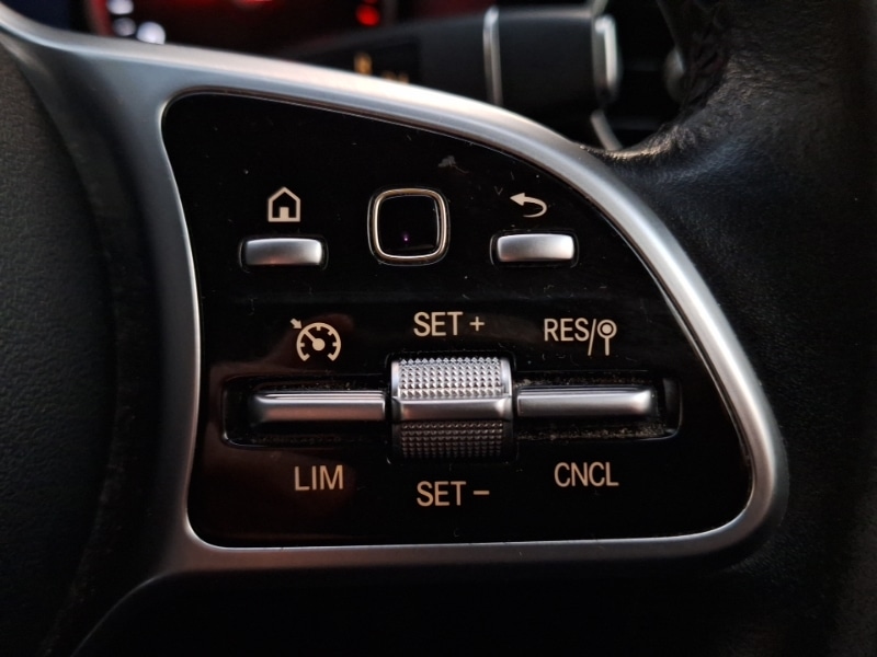 Used Mercedes-Benz GLC 2019 for sale - 77066107: Photo 16