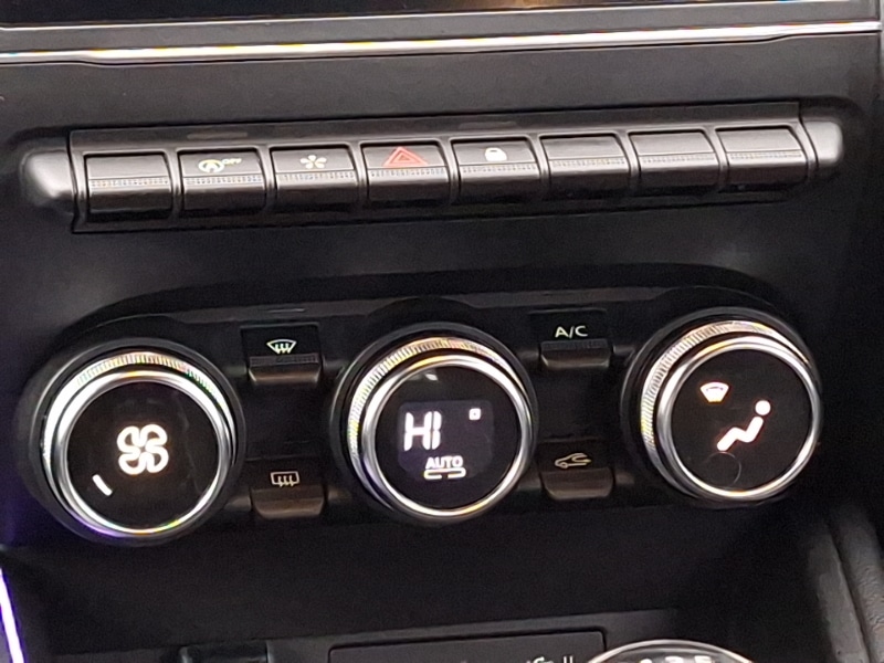 Used Renault Clio 2024 for sale - 76397322: Photo 11