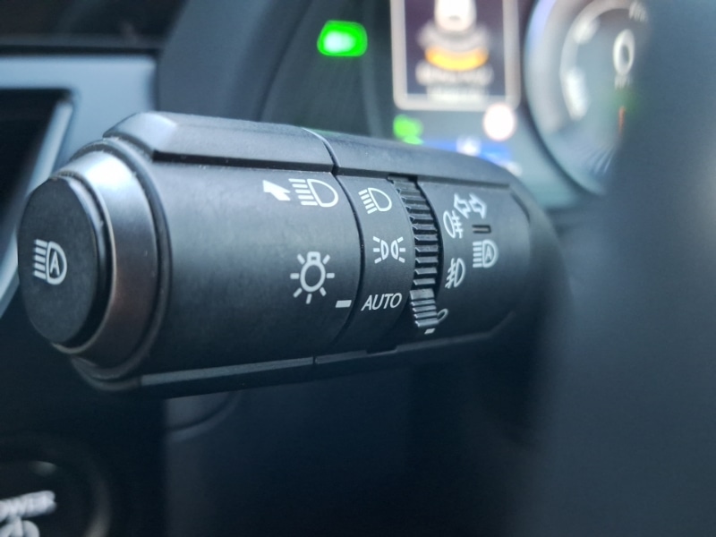 Used Lexus UX 2023 for sale - 76699861: Photo 18