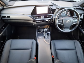 Used Lexus UX 2023 for sale - 76699861: Photo