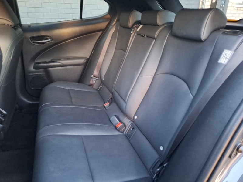 Used Lexus UX 2023 for sale - 76699861: Photo 6