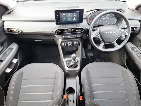 Used Dacia Sandero Stepway 2024 for sale - 75413694: Photo 2
