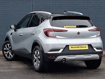 Used Renault Captur 2020 for sale - 78478228: Photo