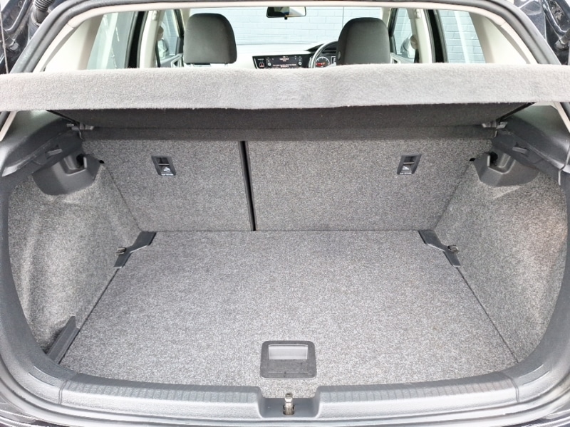 Used Volkswagen Polo 2018 for sale - 77197713: Photo 8