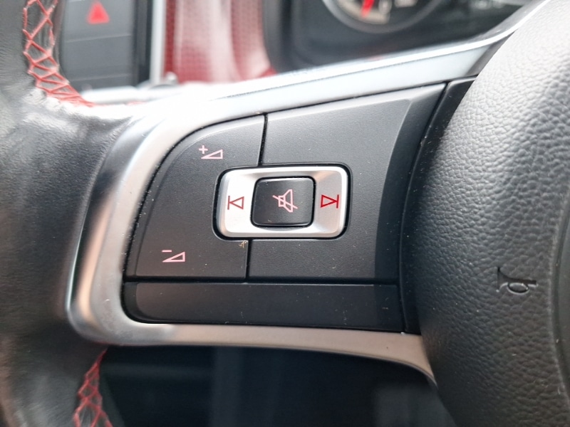 Used Volkswagen up! 2019 for sale - 76639037: Photo 12