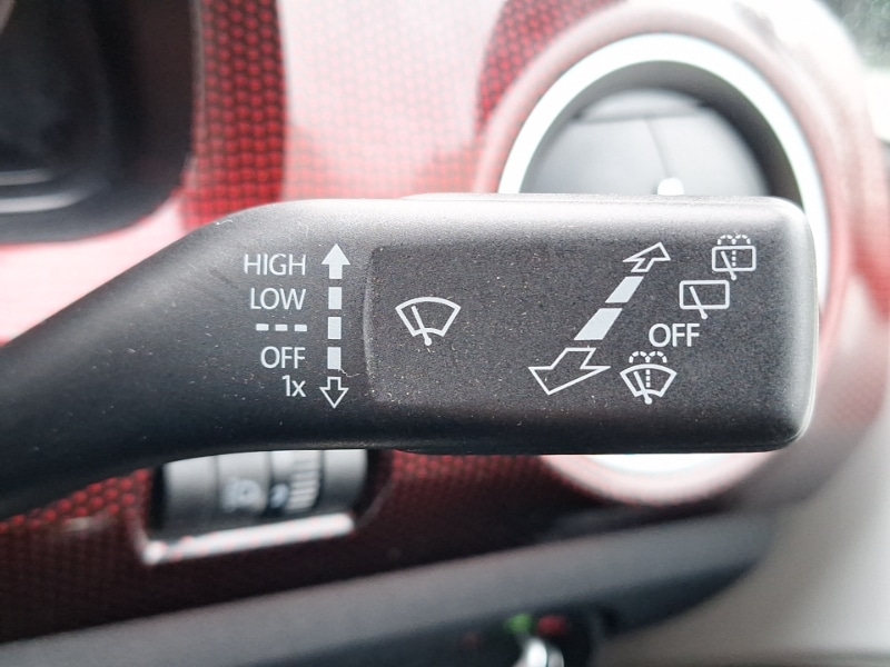 Used Volkswagen up! 2019 for sale - 76639037: Photo 14