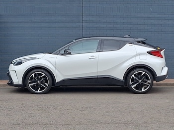 Used Toyota C-HR 2021 for sale - 78751389: Photo
