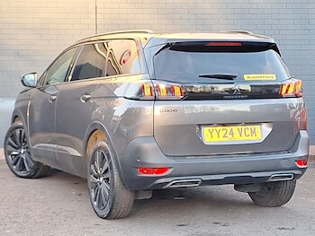 Used Peugeot 5008 2024 for sale - 76736968: Photo