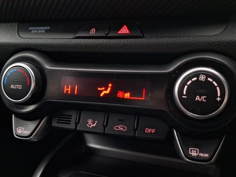 Used Kia Stonic 2023 for sale - 77418720: Photo 11