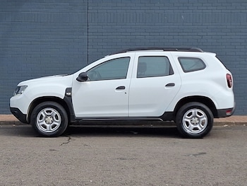 Used Dacia Duster 2018 for sale - 79549803: Photo