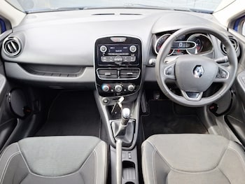 Used Renault Clio 2018 for sale - 79175719: Photo