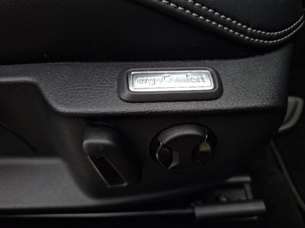 Used Volkswagen Passat 2023 for sale - 76188279: Photo 13