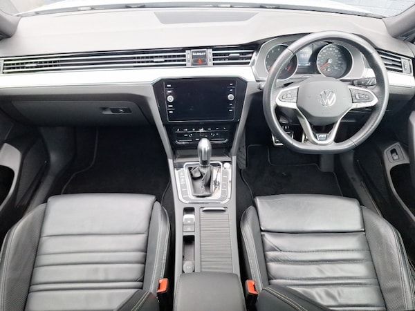 Used Volkswagen Passat 2023 for sale - 76188279: Photo 2