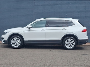 Used Volkswagen Tiguan Allspace 2023 for sale - 78751373: Photo